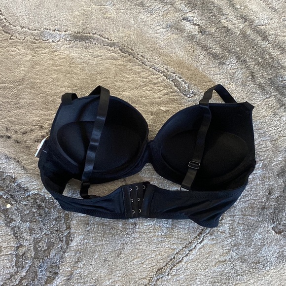 Bra​ - Picture 4 of 4